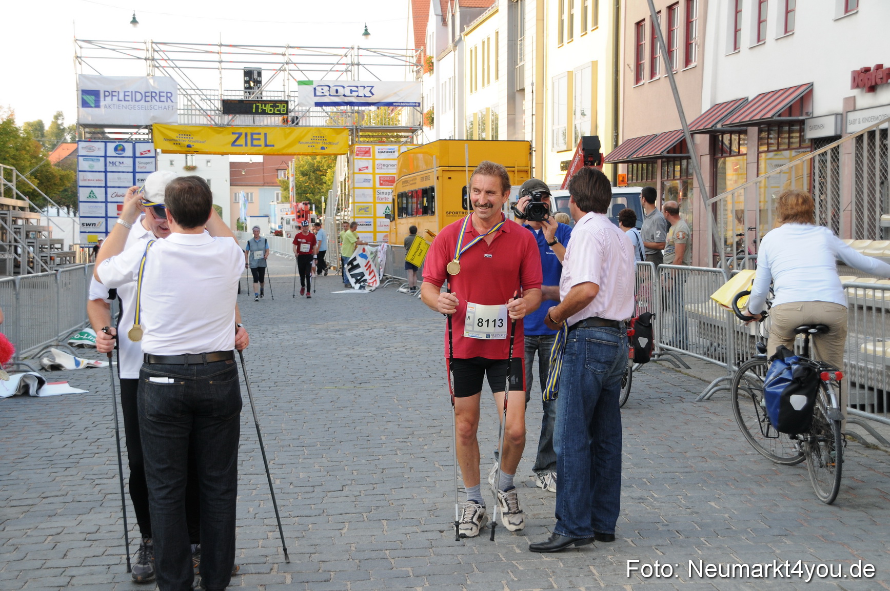 0019 Stadtlauf Neumarkt Nordic Walking 190909